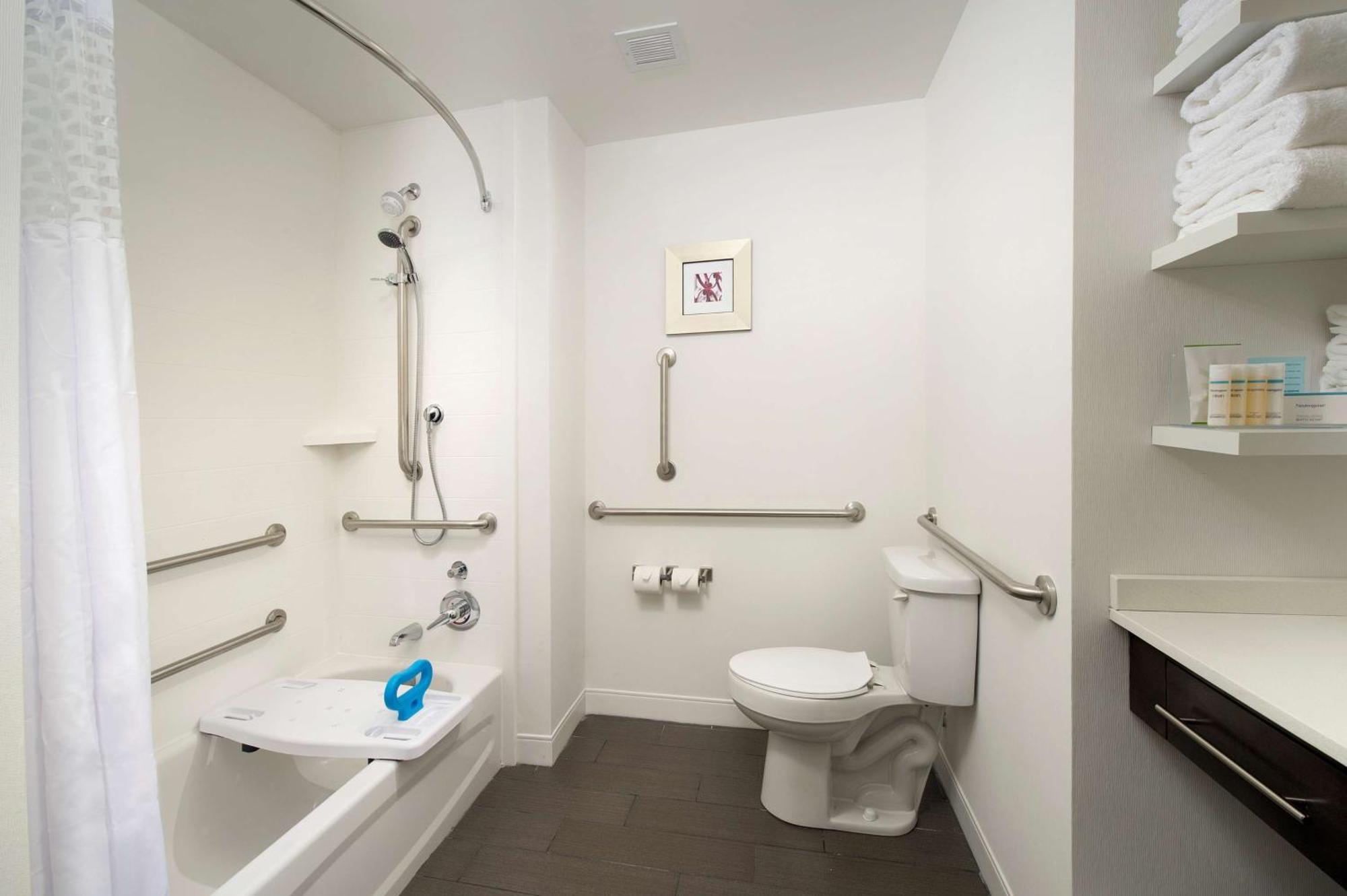 Hampton Inn Louisville East Hurstbourne Kültér fotó